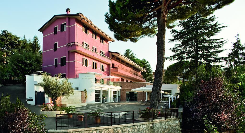 Albergo La Pace Segni Ngoại thất bức ảnh